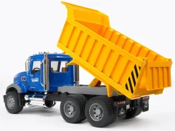 Bruder 02815 MACK Granite Kuorma-auto 1:16 "Amerikan Rekka"