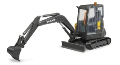 Bruder 02465 Volvo Kaivinkone 1:16