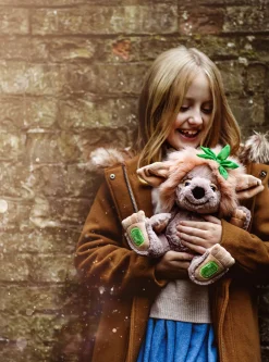 Charlie Bears Peikko Pehmolelu Emerald Lou 20 cm