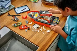 LEGO City 60504 Rannikkovartioston Pelastusalus ja Helikopteri
