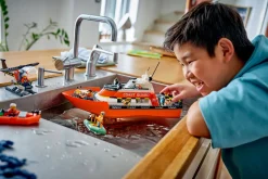 LEGO City 60504 Rannikkovartioston Pelastusalus ja Helikopteri