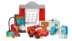 Lego Duplo 10456 McQueenin Vierailu Docin Tallilla