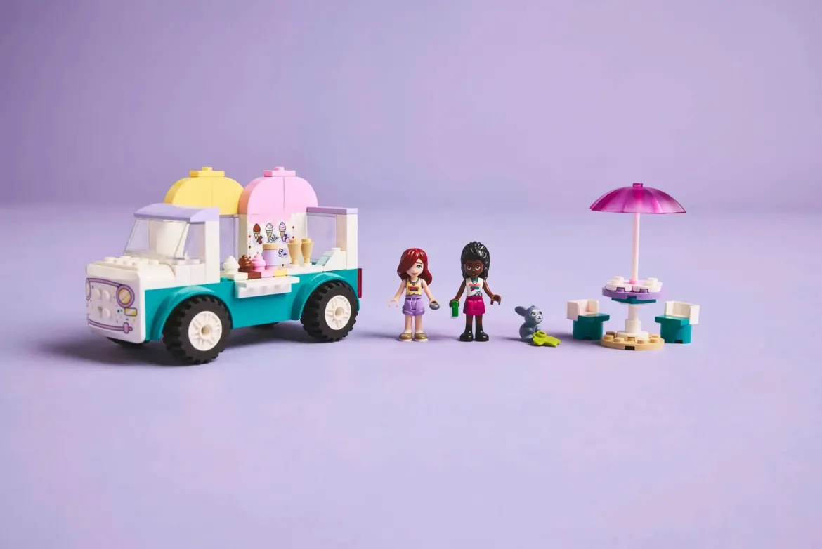 LEGO Friends 42644 Heartlake Cityn Jäätelöauto