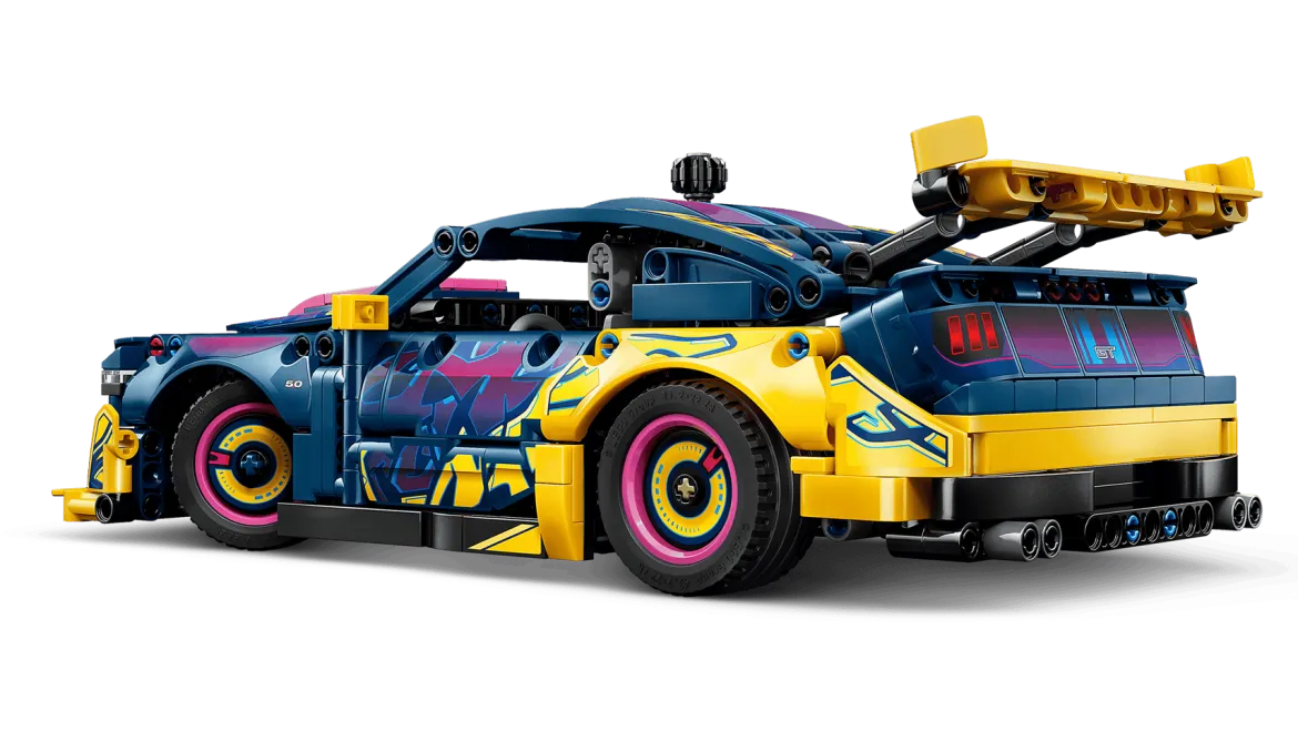 LEGO Technic 42236 Tuunaustallin Ford Mustang GT Auto