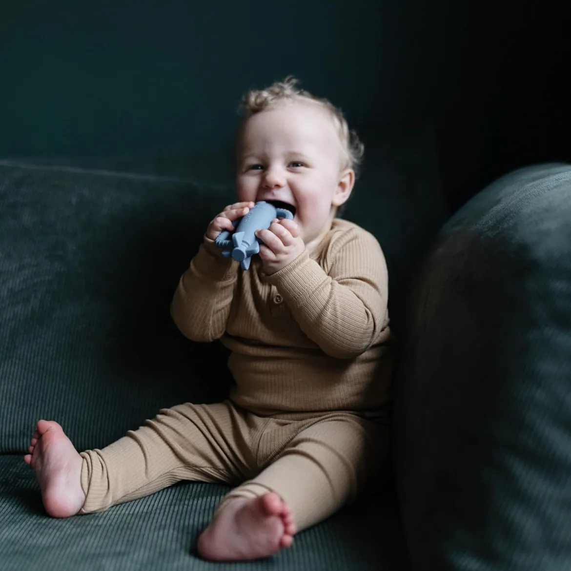 Mushie Rocket Rattle Teether Raketti Purulelu