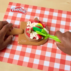 Play-Doh Stamp & Spin Pizza Muovailuvaha Leikkisetti
