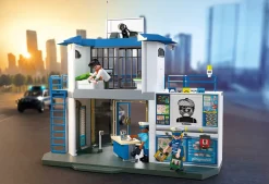 Playmobil 71874 City Action Poliisiasema Valolla