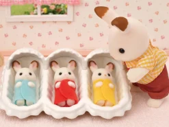 Sylvanian Families Kolmosten Hoitosetti