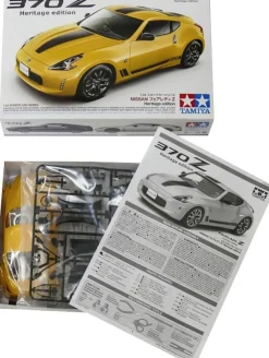 Tamiya Nissan 370 Z Heritage edition 1:24 koottava pienoismalli