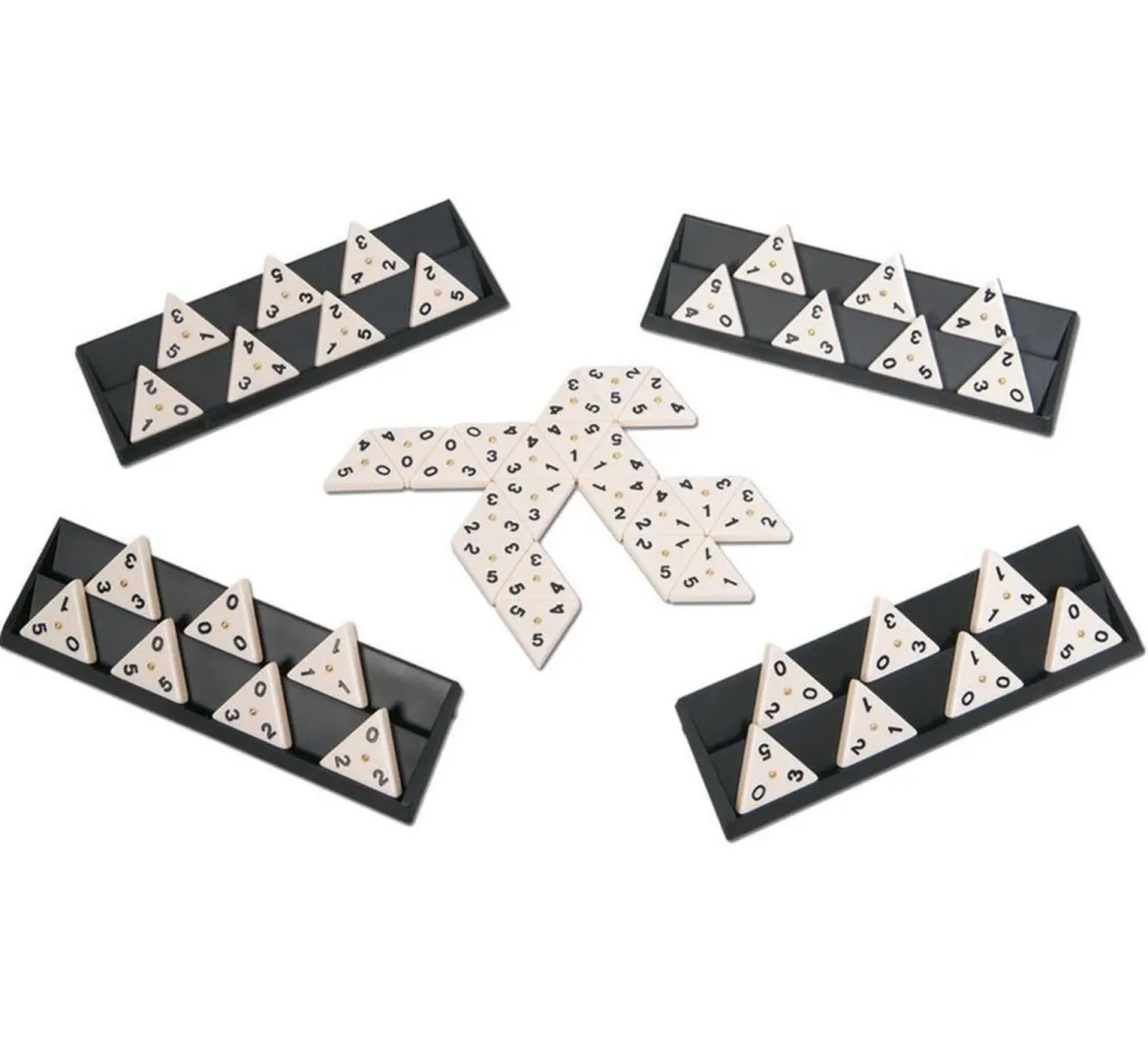 Triominos Peli