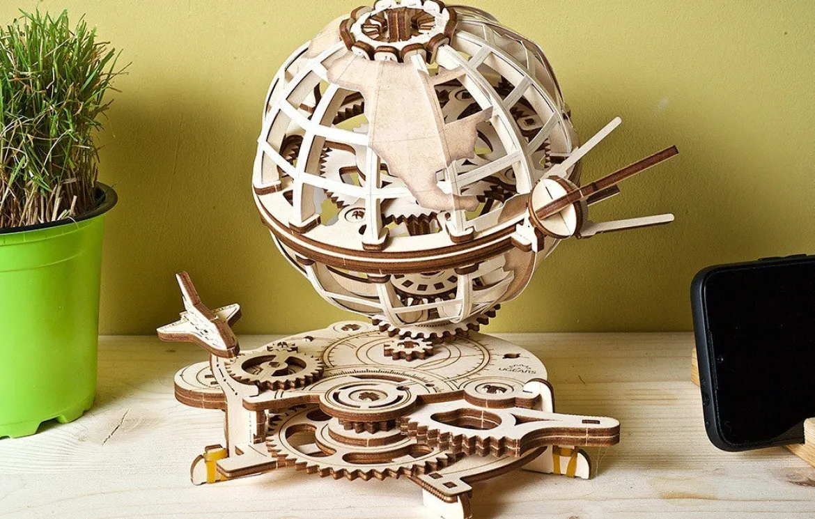 Ugears Globe Maapallo